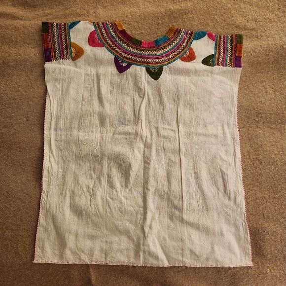 Huipil Blouse - Picture 2 of 2